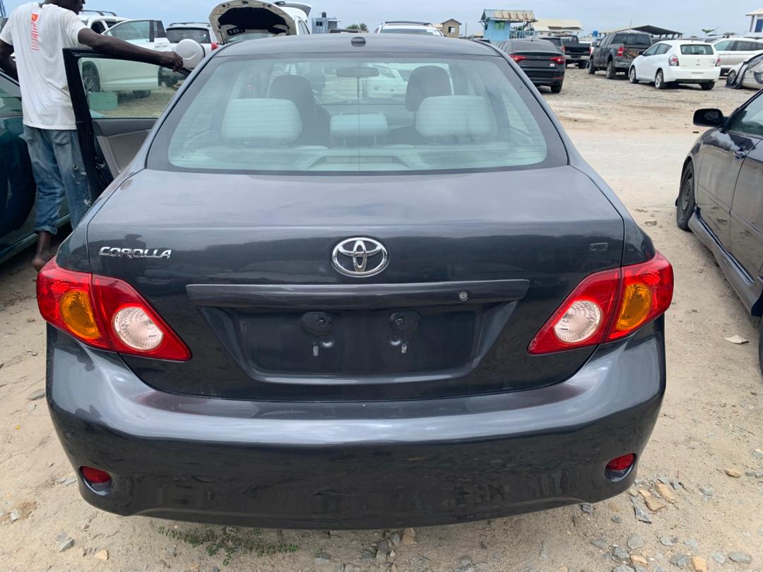 TOYOTA COROLLA _
