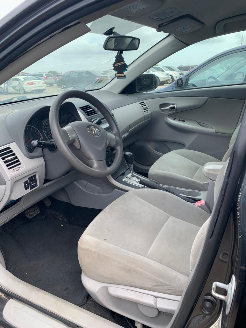 TOYOTA COROLLA _