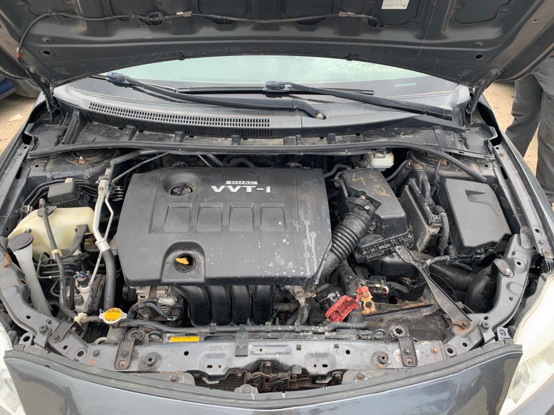 TOYOTA COROLLA _