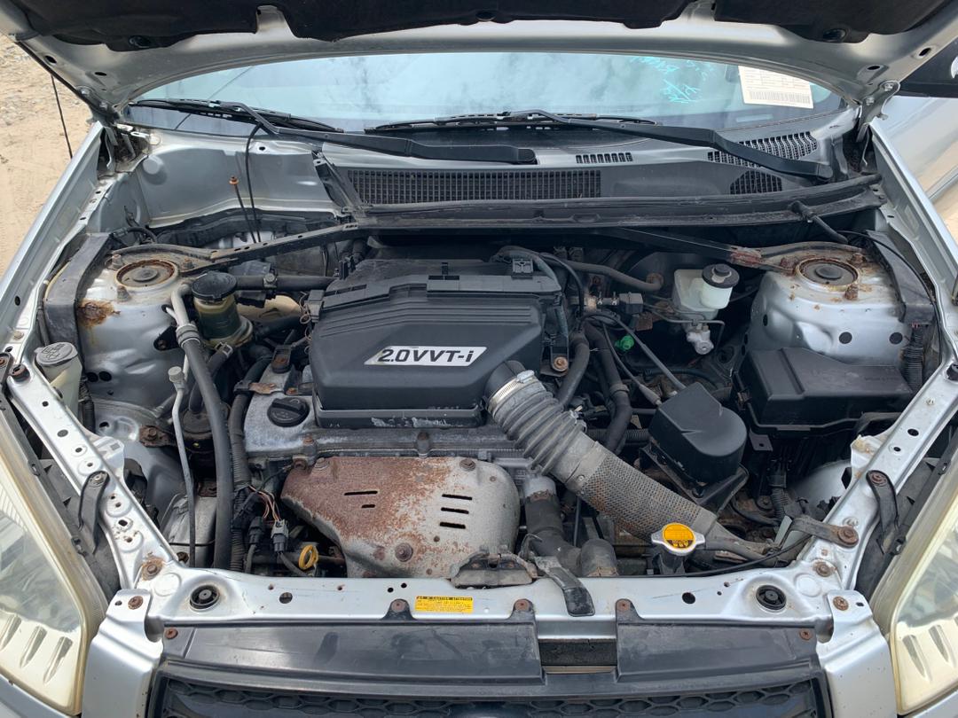 TOYOTA RAV4 _