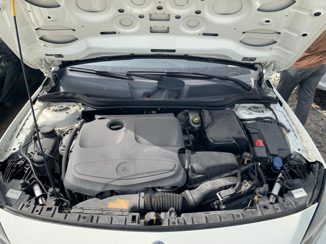 MERCEDES GLA 250 _ 