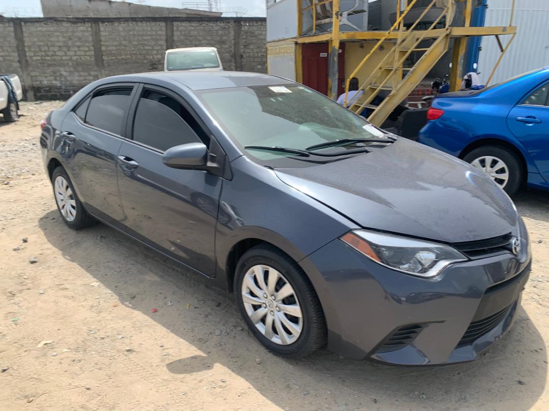 TOYOTA COROLLA LE _ 