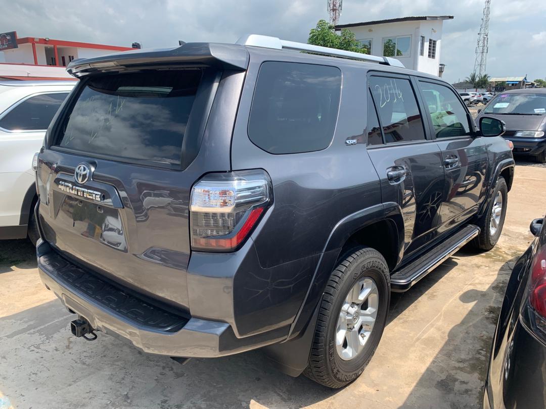 Toyota 4Runner _