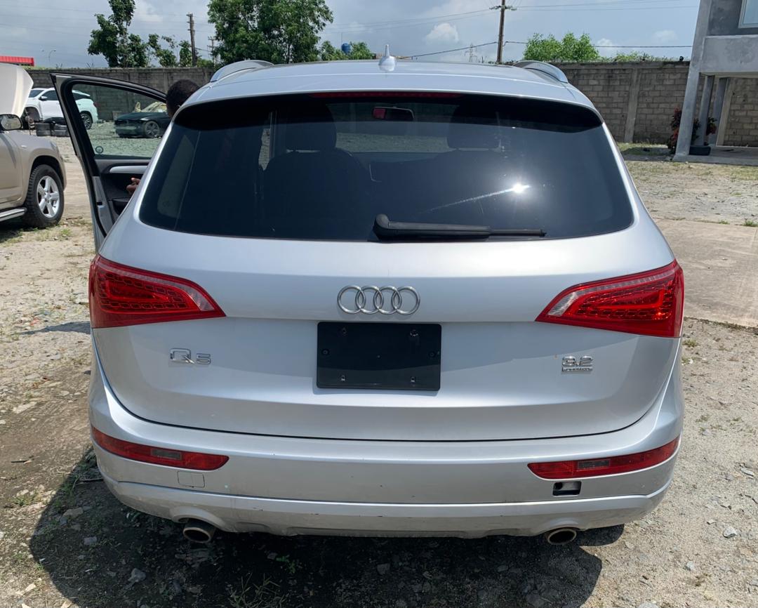 Audi Q5 _